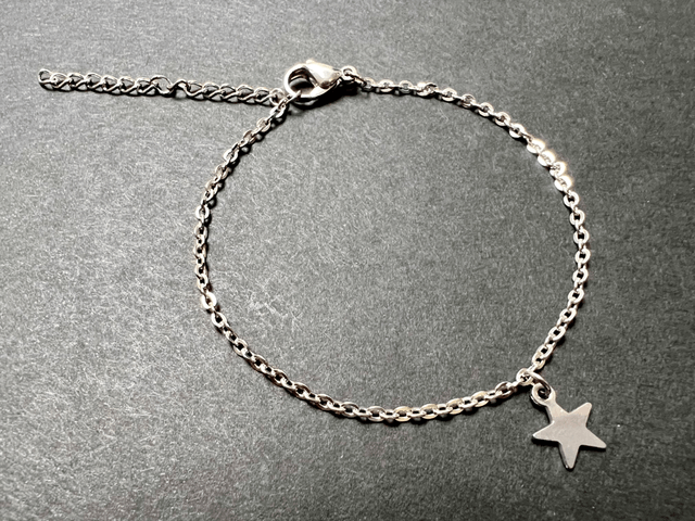Simple Star Bracelet