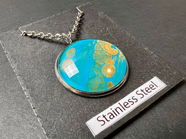 Turquoise Round Pendant Necklace