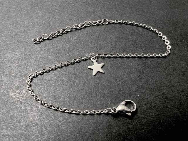 Simple Star Bracelet